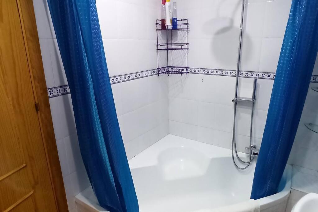 Apartamento Santa Maria Кадис Екстериор снимка